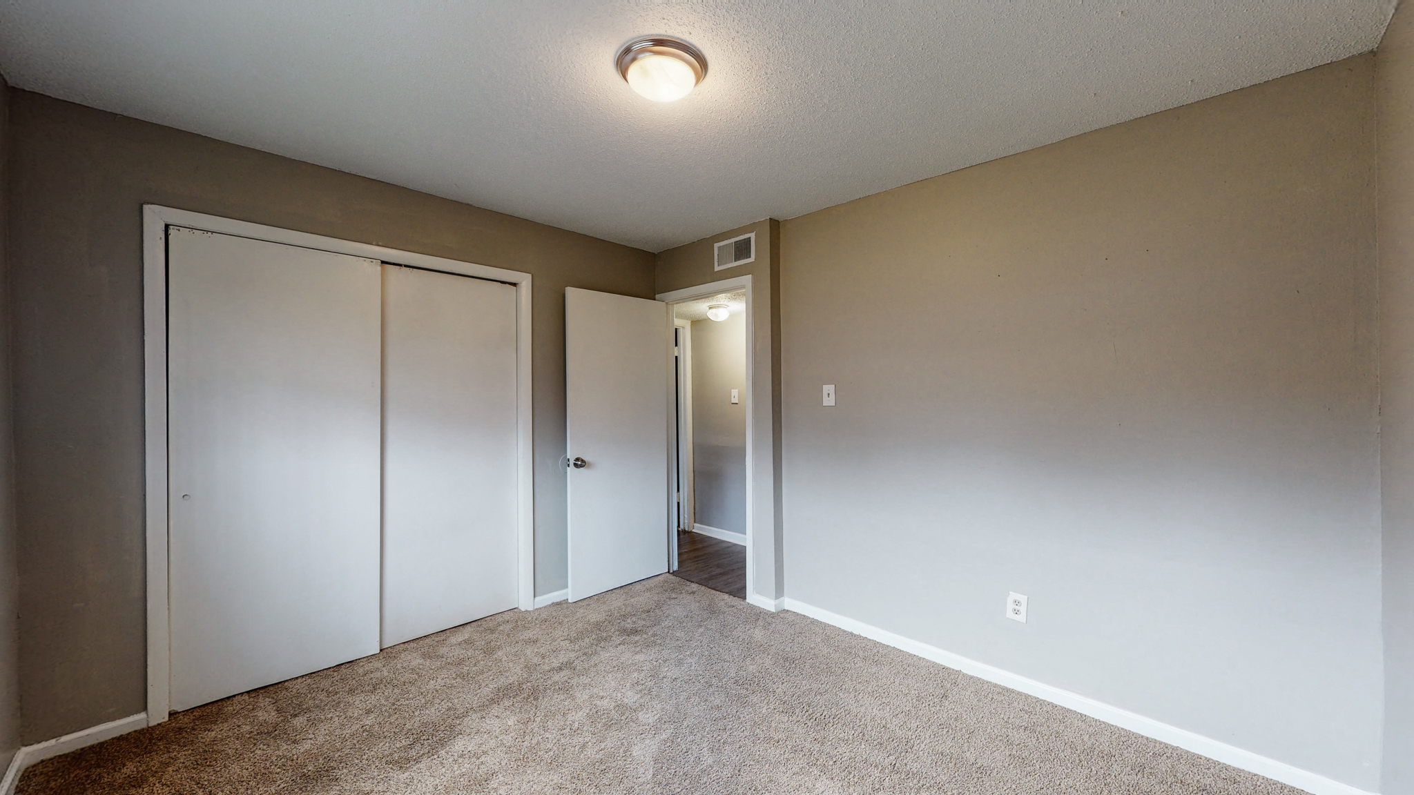 Photos and Video of Barron Court in Memphis, TN